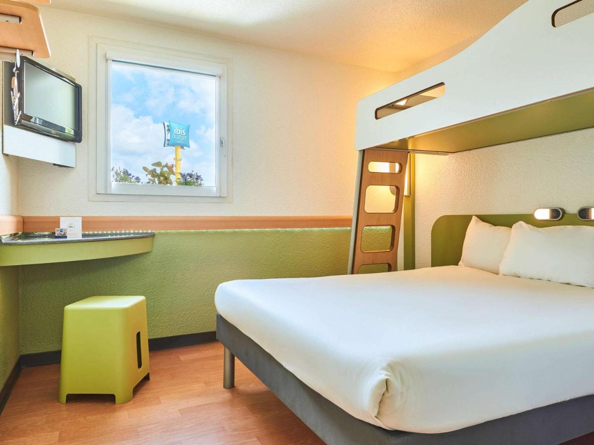 Ibis Budget Versailles Coignières Zewnętrze zdjęcie