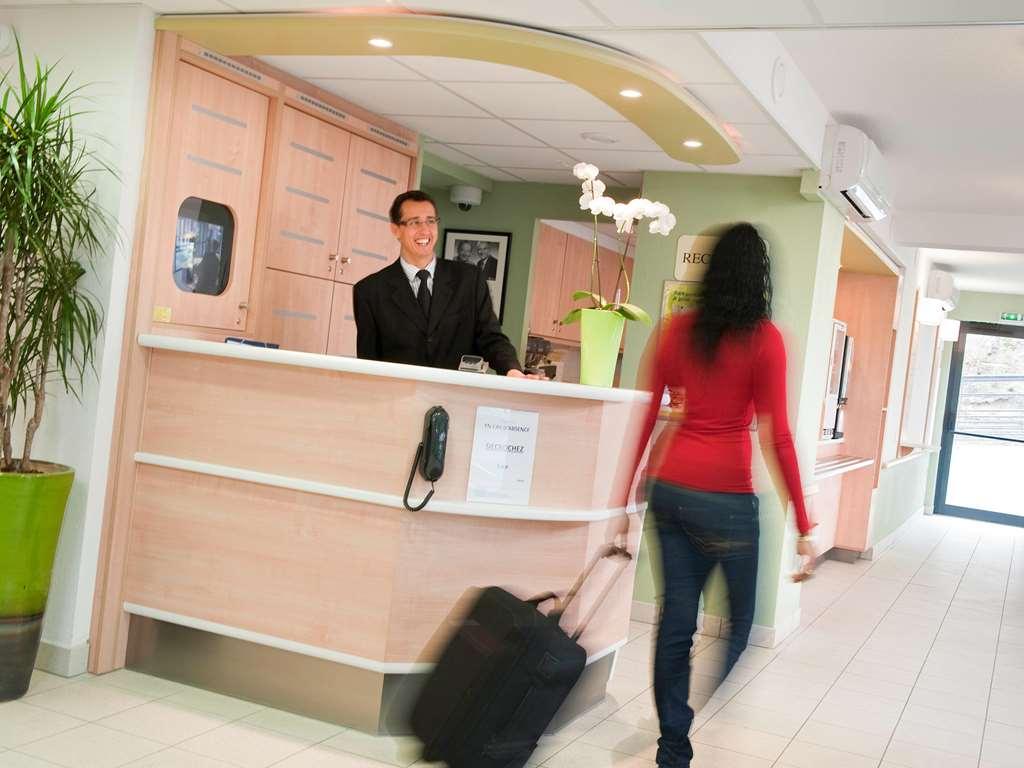 Ibis Budget Versailles Coignières Udogodnienia zdjęcie