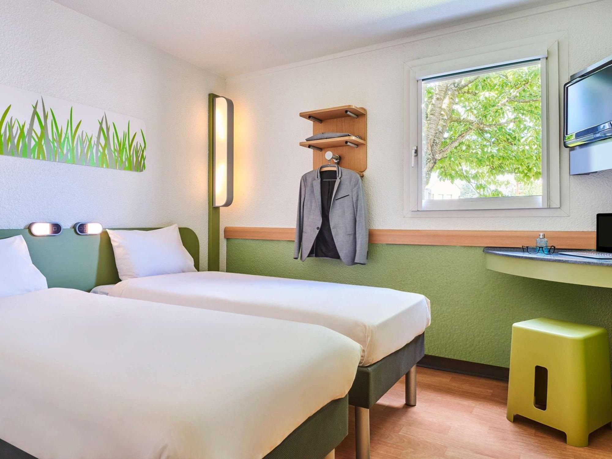 Ibis Budget Versailles Coignières Zewnętrze zdjęcie