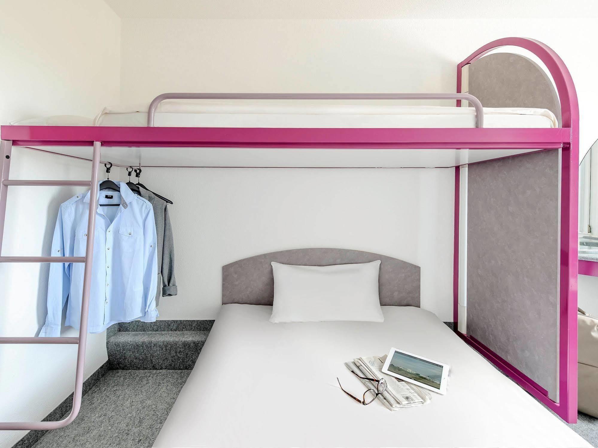 Ibis Budget Versailles Coignières Zewnętrze zdjęcie